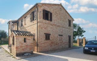 Cozy Home In Appignano With Wifi - 3