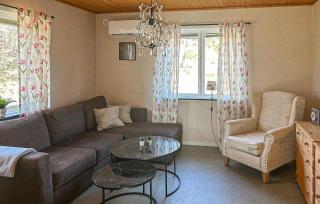 1 Bedroom Gorgeous Home In Fegen - 8
