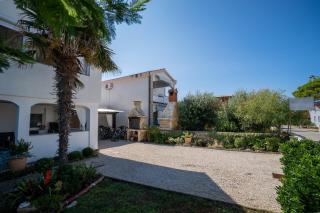 Apartments with parking space Vir - 22626 - 4