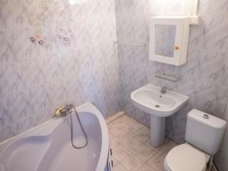 Spacious Villa with Pool and 10 Bedrooms in Quatre Cocos - 1