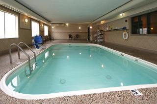 New Victorian Inn & Suites Lincoln - Lincoln - 3