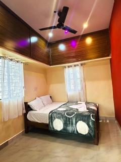 Mythri Homestay Hampi - 3