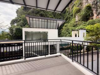 The Cove Premium Suites 7-13pax by IWH Suites - 6