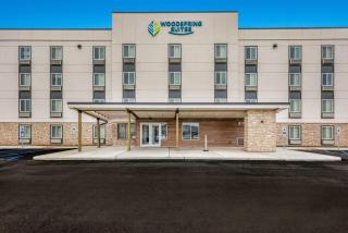 WoodSpring Suites Linden - 9