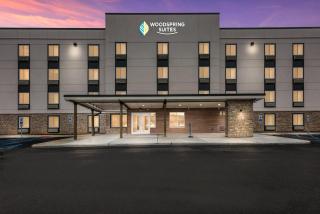 WoodSpring Suites Linden - 7