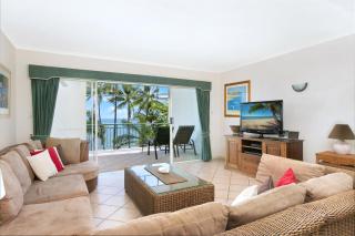Trinity Waters Boutique Beachfront - Trinity Beach - 6