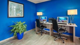 Best Western Fort Myers Inn and Suites - Fort Myers - 3