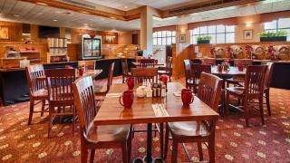 Best Western Royal Plaza Hotel and Trade Center - Marlborough - 3