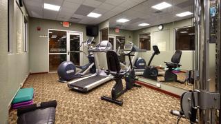 Best Western Plus Sandusky Hotel & Suites - Sandusky - 7