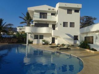 White House Mansion - San Felipe de Puerto Plata - 0