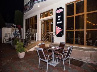 Hotel Euphoria - 5