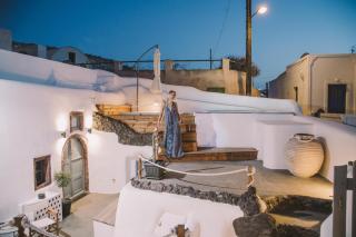 Gemini Caves - Oia - 6