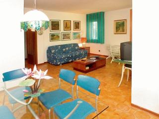 Lignano Riviera with fireplace & air conditioning - 8