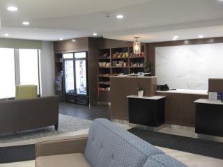 Best Western Plus Cambridge Hotel - 7