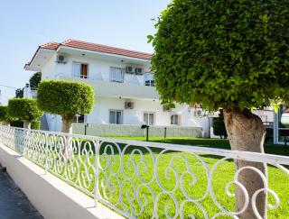 Anixis Hotel & Apartments - 3