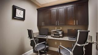 Best Western Plus Texarkana Inn and Suites - 3