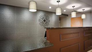 Best Western Lake Cumberland Inn - Monticello - 9