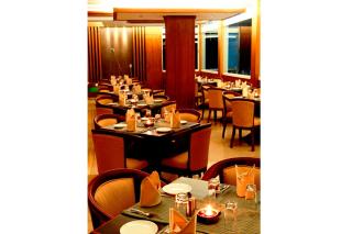 Clouds Valley Hotel - Munnar - 3