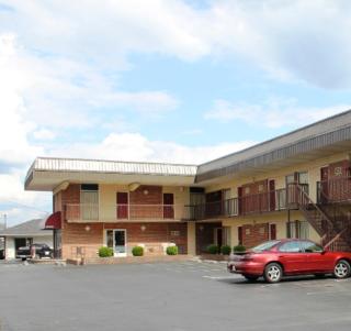 Speedway Inn - 7