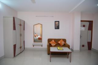 Hotel Royal Highness - Tinsukia - 1
