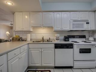 Gulf Gate 402 - 2