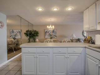 Gulf Gate 402 - 1
