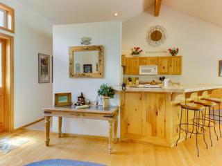 Red Cedar 42 | Discover Sunriver - 3