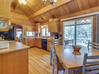 Otter Lane 11 | Discover Sunriver - 3