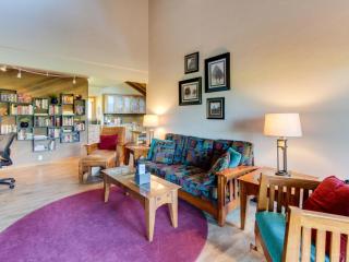Meadow House 30 | Discover Sunriver - 3