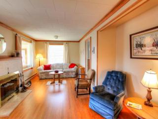 Auntie's House - 4
