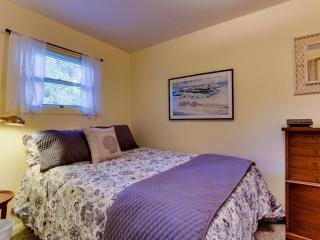 Woodland Cottage by the Sea - 1