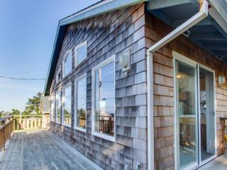 The Heron's Nest Vacation Rental - Cape Meares - 6