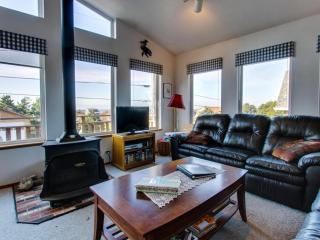 The Heron's Nest Vacation Rental - Cape Meares - 2