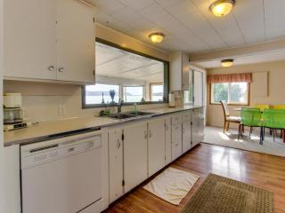 Fisherman's Dream Boat House - 1