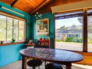 Darrs Beach Cottage - 4