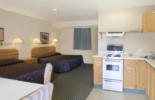 Canada's Best Value Desert Inn & Suites - Cache Creek - 7