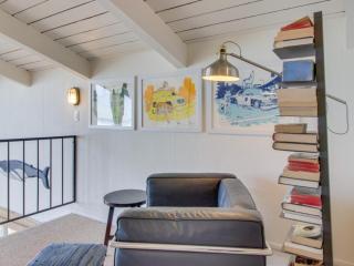 Surftide Cottage - 1