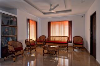 Rams Guest House Near Sree Chithra and RCC - Trivandrum - 5