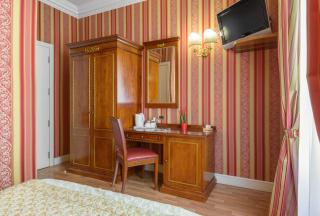 Gambrinus Hotel - Rome - 8
