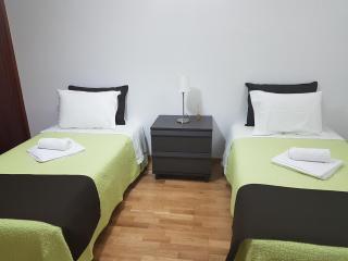 Villa Oliveira Apartments - Lagos - 1