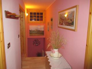 Belvilla by OYO Graceful Apartment with Garden - Petrella Guidi - 3
