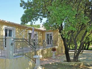 Villa in Lédenon with Private Pool - Lédenon - 9