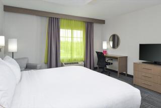 Holiday Inn Express & Suites Shippensburg by IHG - 4