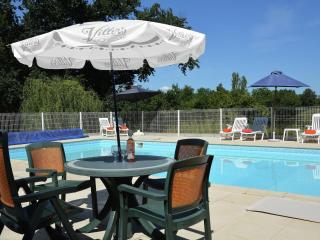 Apartment in France near Scenic Landmarks - Estang - 5