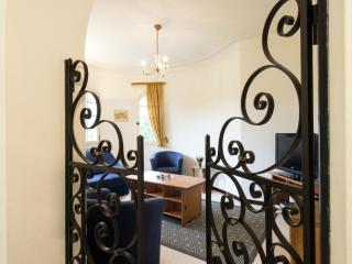 Beautiful Villa in Nyons with Swimming Pool - Nyons - 2