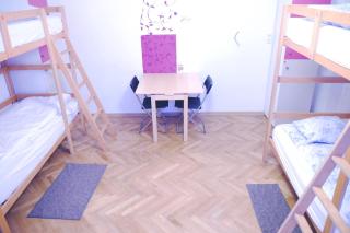 Centrum House Hostel - Brasov - 4