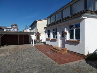 strandnahe FeWo mit Terrasse, Villa Vergissmeinnicht 01, Binz - Binz - 8