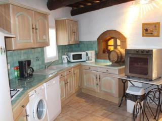 Holiday Home in Provence with Pool & Tennis - Piolenc - 2