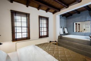 Olganos VL Luxury Rooms & Suites - 4