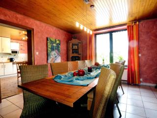 Cosy Holiday Home with Sauna, Terrace, Garden, BBQ - Butgenbach - 1